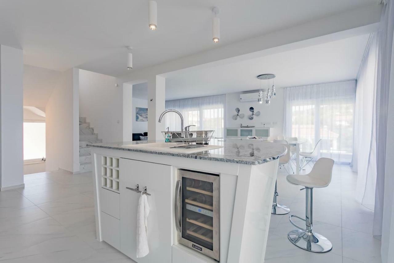 Villa Compass; Luxury Experience In Natural Bay. Ražanj Εξωτερικό φωτογραφία